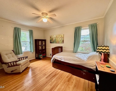 3133 Julian Drive - Photo Thumbnail 11