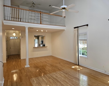 3214 Philmont Drive - Photo Thumbnail 6