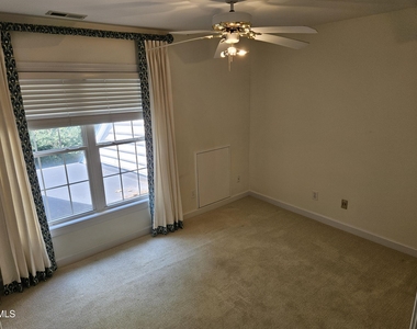 3214 Philmont Drive - Photo Thumbnail 20