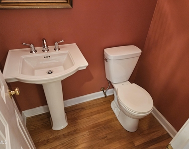 3214 Philmont Drive - Photo Thumbnail 11