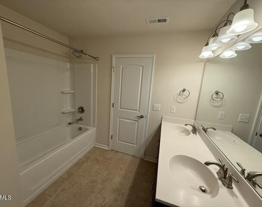8147 Feldwig Place - Photo Thumbnail 5