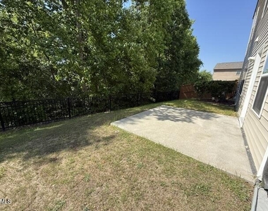 8147 Feldwig Place - Photo Thumbnail 8