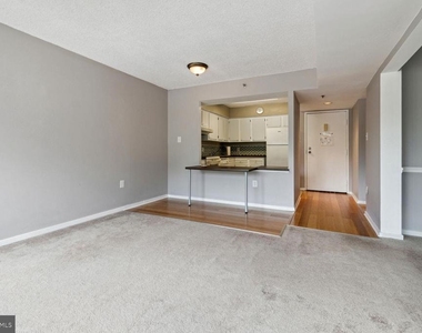 2921 N Leisure World Boulevard - Photo Thumbnail 2