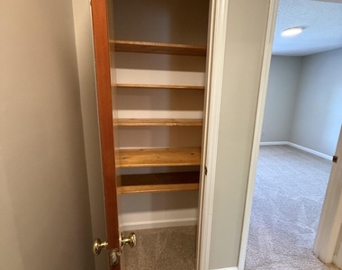 2905 Faversham Place - Photo Thumbnail 13