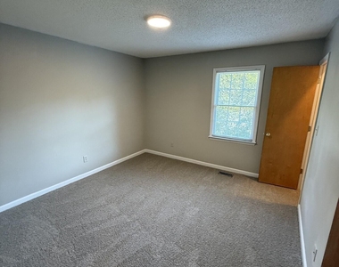 2905 Faversham Place - Photo Thumbnail 14