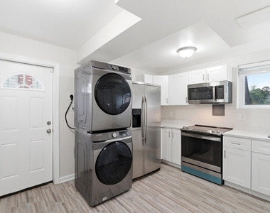 14407 Oakvale Street - Photo Thumbnail 3