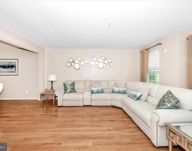 11926 Little Seneca Parkway - Photo Thumbnail 5