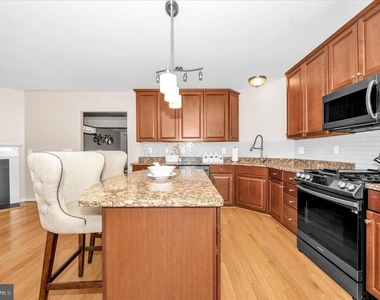 11926 Little Seneca Parkway - Photo Thumbnail 19