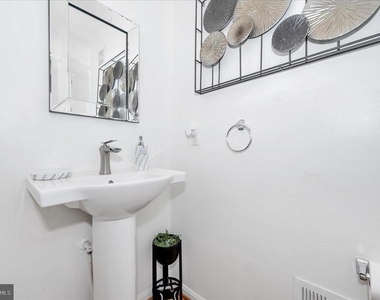 11926 Little Seneca Parkway - Photo Thumbnail 31