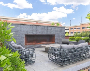 510 Diamondback Drive - Photo Thumbnail 12