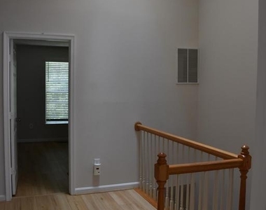 2306 Cold Meadow Way - Photo Thumbnail 38
