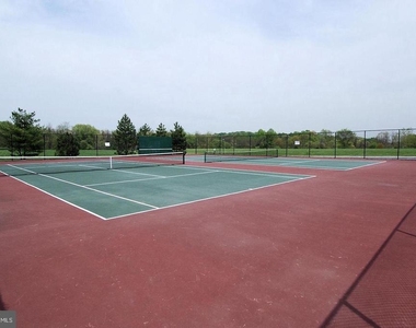 2306 Cold Meadow Way - Photo Thumbnail 19