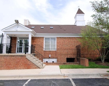 2306 Cold Meadow Way - Photo Thumbnail 11