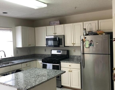2306 Cold Meadow Way - Photo Thumbnail 10