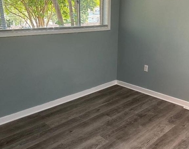 3419 University Boulevard W - Photo Thumbnail 8