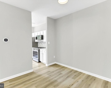 9411 Royal Bonnet Terrace - Photo Thumbnail 13