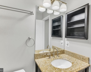9411 Royal Bonnet Terrace - Photo Thumbnail 27