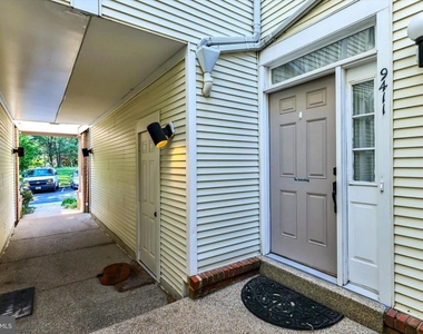 9411 Royal Bonnet Terrace - Photo Thumbnail 4