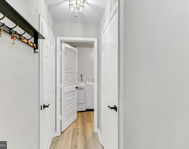 9411 Royal Bonnet Terrace - Photo Thumbnail 5