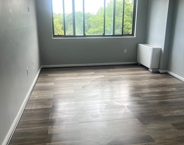 8830 Piney Branch Road - Photo Thumbnail 8