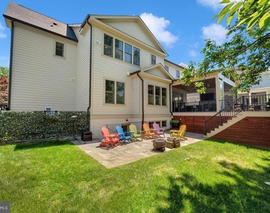 7602 Holiday Terrace - Photo Thumbnail 23