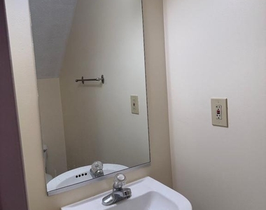 9324 Daly Court - Photo Thumbnail 9