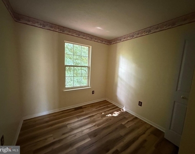 9324 Daly Court - Photo Thumbnail 23