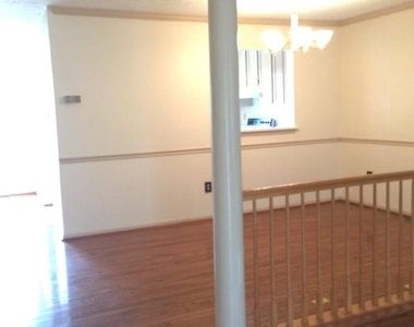 9324 Daly Court - Photo Thumbnail 1