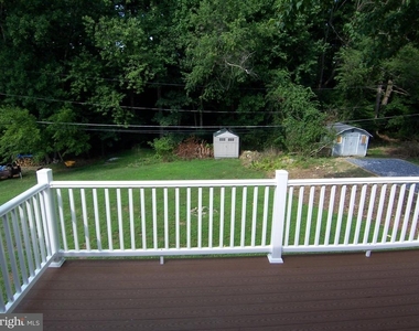 1609 Honeysuckle Drive - Photo Thumbnail 33