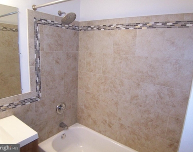 1609 Honeysuckle Drive - Photo Thumbnail 18