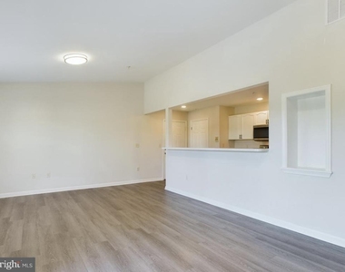 302 Baughmans - Photo Thumbnail 10