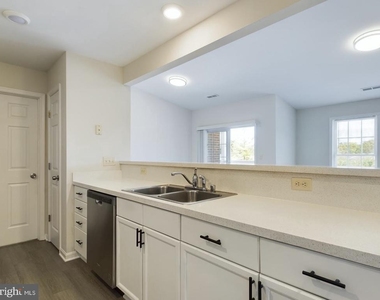 302 Baughmans - Photo Thumbnail 4