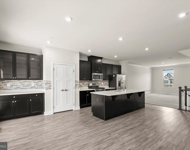 6072 Fallfish Court - Photo Thumbnail 5