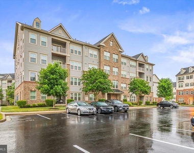 6501 Walcott Lane - Photo Thumbnail 1