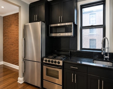 10th Avenue / 49th Street - Photo Thumbnail 2