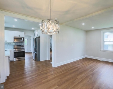 6512 Golden Ring Road - Photo Thumbnail 17