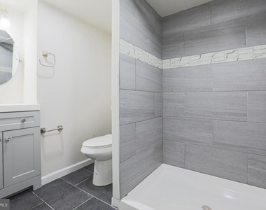 6512 Golden Ring Road - Photo Thumbnail 33