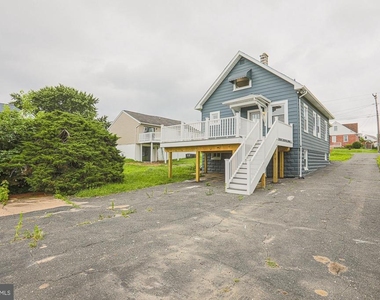 6512 Golden Ring Road - Photo Thumbnail 43