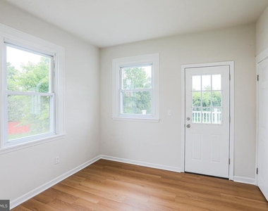 6512 Golden Ring Road - Photo Thumbnail 18