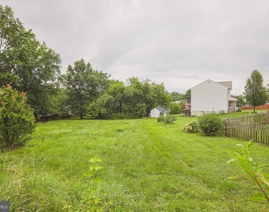 6512 Golden Ring Road - Photo Thumbnail 47