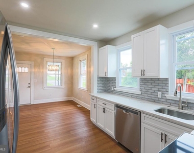 6512 Golden Ring Road - Photo Thumbnail 9