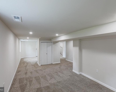 6512 Golden Ring Road - Photo Thumbnail 36