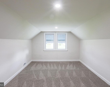 6512 Golden Ring Road - Photo Thumbnail 24