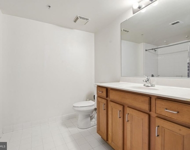 414 Water Street - Photo Thumbnail 16