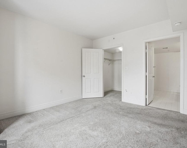 414 Water Street - Photo Thumbnail 13