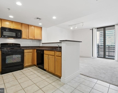 414 Water Street - Photo Thumbnail 7