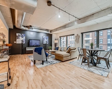 850 Aliceanna Street - Photo Thumbnail 1
