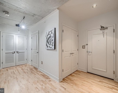 850 Aliceanna Street - Photo Thumbnail 22