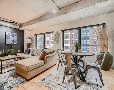 850 Aliceanna Street - Photo Thumbnail 8