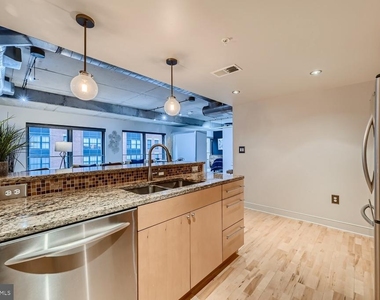 850 Aliceanna Street - Photo Thumbnail 11